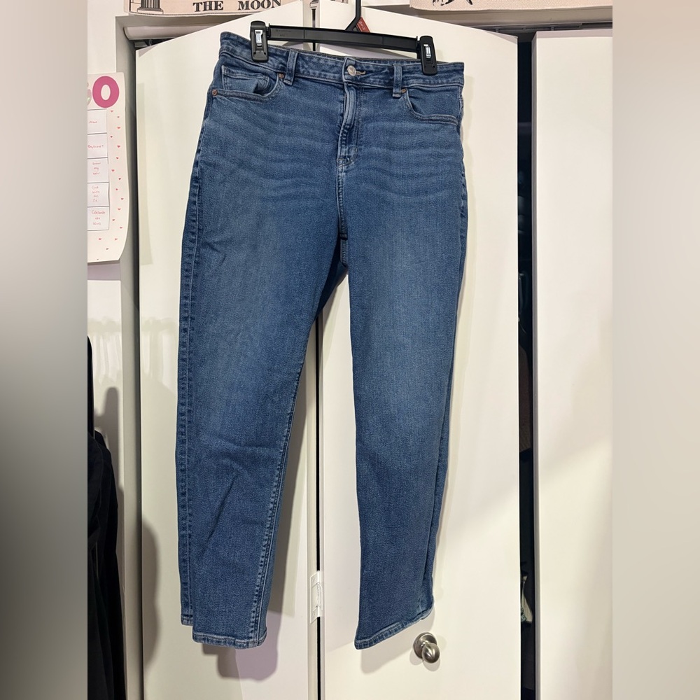 American eagle mom jeans